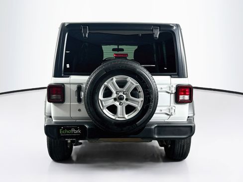 Used 2019 Jeep Wrangler Unlimited Sport S AWD/4WD image 7