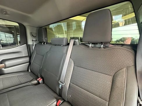 Used 2019 GMC Sierra 1500 SLE w/ SLE Value Package AWD/4WD image 17