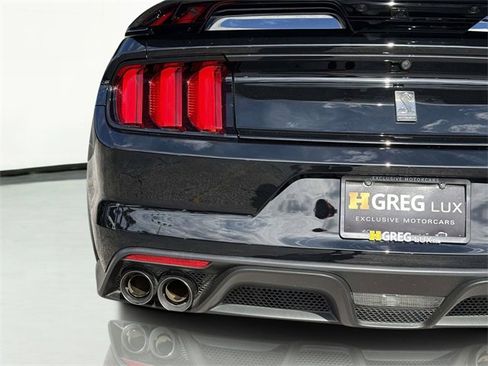 Used 2017 Ford Mustang Shelby GT350 image 24