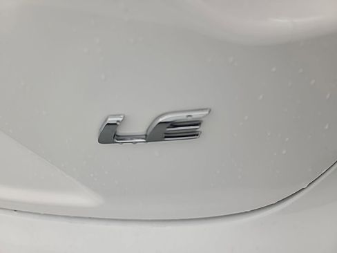 Used 2025 Toyota Corolla LE image 13