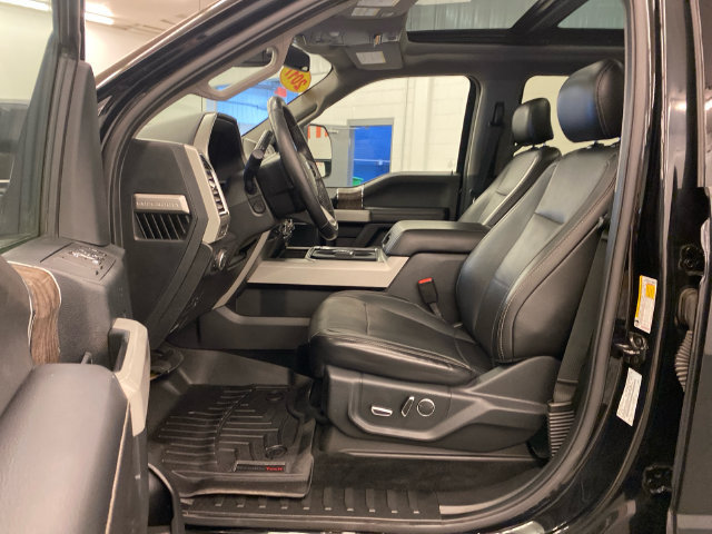 Used 2017 Ford F350 Lariat w/ Lariat Ultimate Package AWD/4WD image 32
