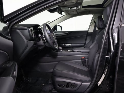 Certified 2025 Lexus NX 350 AWD image 10