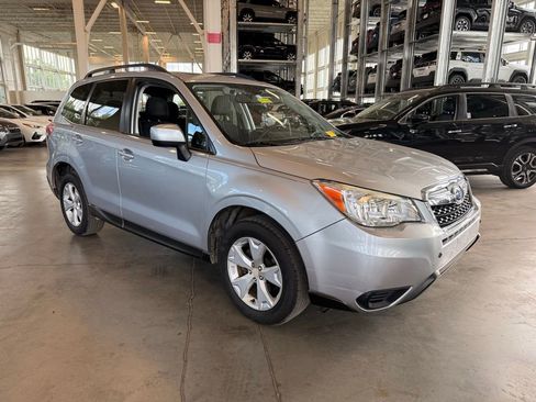Used 2015 Subaru Forester 2.5i Premium AWD/4WD image 1