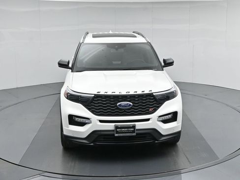 Used 2023 Ford Explorer ST w/ Equipment Group 401A AWD/4WD image 42