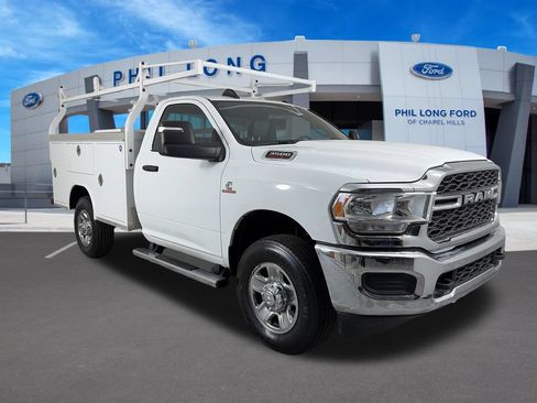 Used 2024 RAM 3500 Tradesman w/ Chrome Appearance Group AWD/4WD image 1
