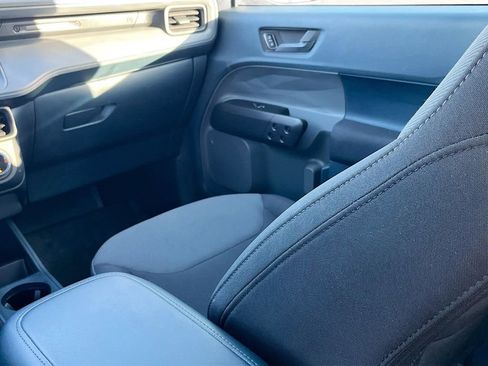 Used 2024 Ford Maverick XL FWD image 21