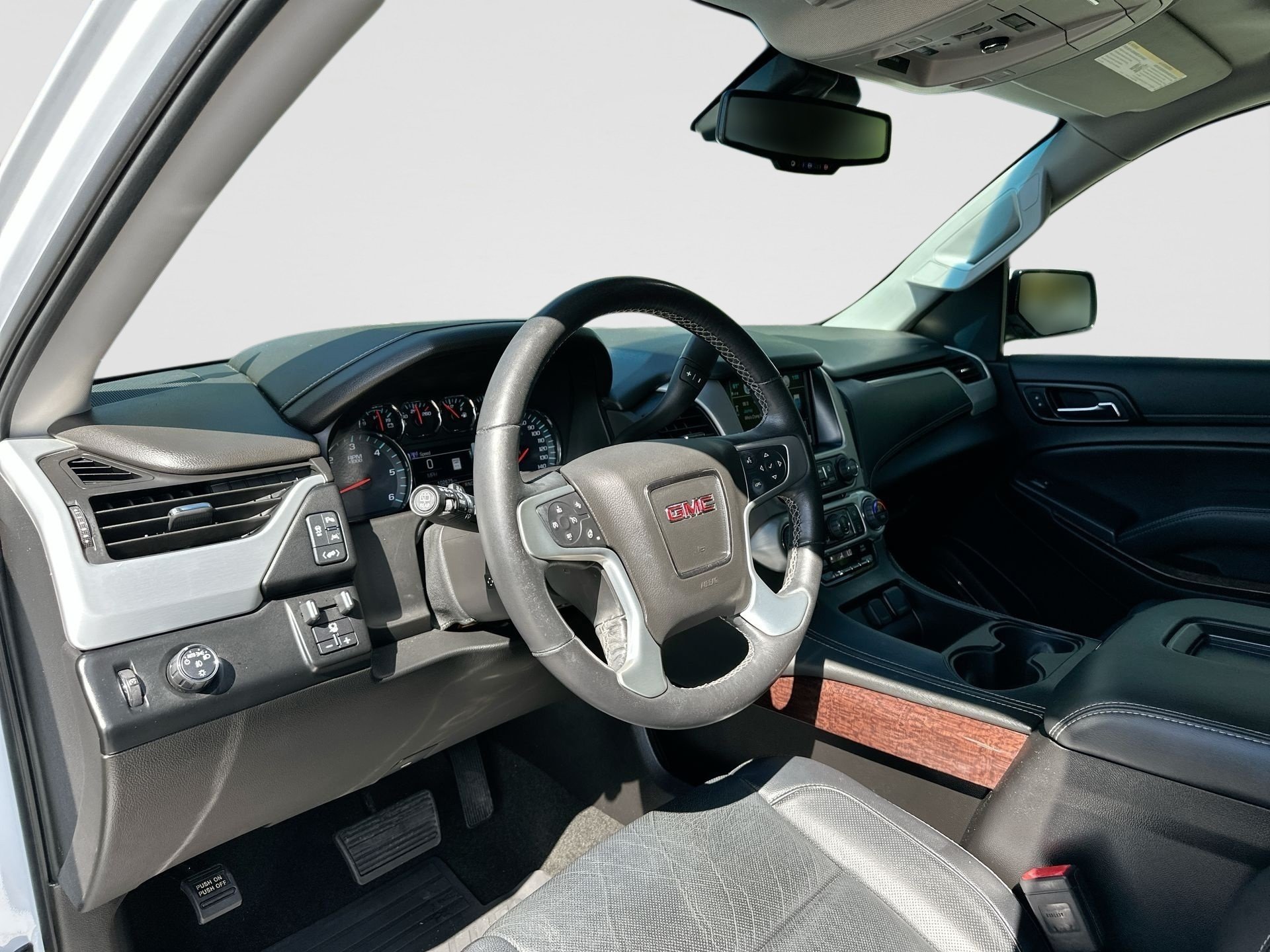 Certified 2018 GMC Yukon SLT w/ Premium Edition RWD image 10