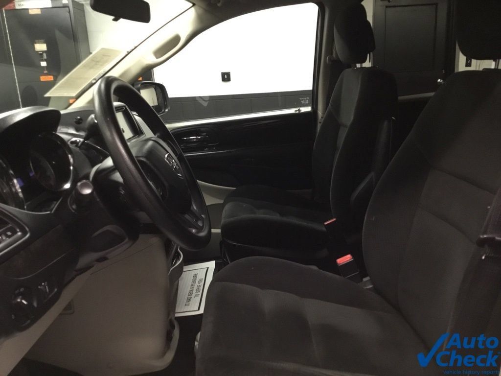 Used 2015 Dodge Grand Caravan SE w/ Quick Order Package 29E SE FWD image 22