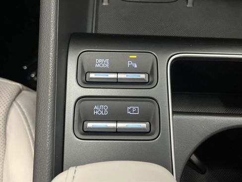 Used 2024 Hyundai Sonata Limited image 25