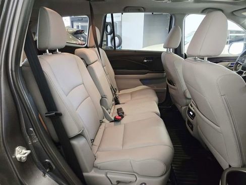 Used 2022 Honda Pilot Touring image 15