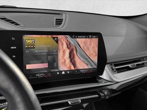 Used 2025 BMW X1 xDrive28i image 13