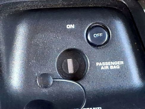 Used 1999 Jeep Wrangler SE image 22