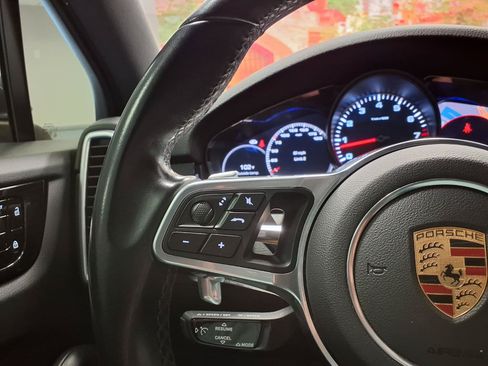 Used 2019 Porsche Cayenne S AWD/4WD image 29