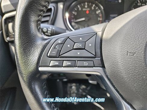 Used 2022 Nissan Rogue Sport SL image 21