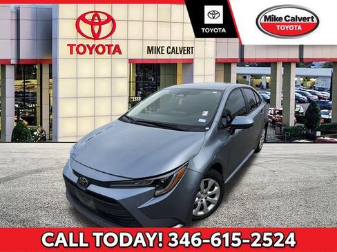 Certified 2026 Toyota Corolla LE FWD image 1
