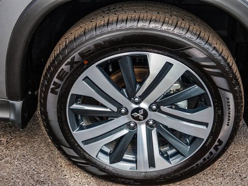 New 2025 Mitsubishi Outlander Sport ES image 12