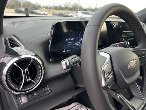 New 2026 Chevrolet Equinox LT image 9