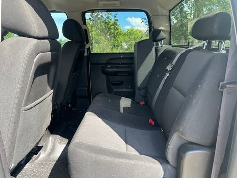 Used 2013 Chevrolet Silverado 1500 LT w/ LT White Diamond Edition AWD/4WD image 17