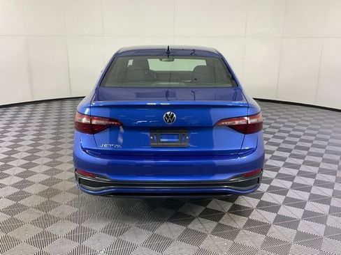 Used 2023 Volkswagen Jetta Sport FWD image 5