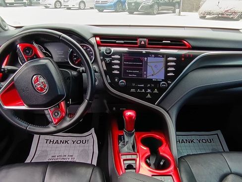 Used 2018 Toyota Camry XSE w/ Driver Assist Package image 11
