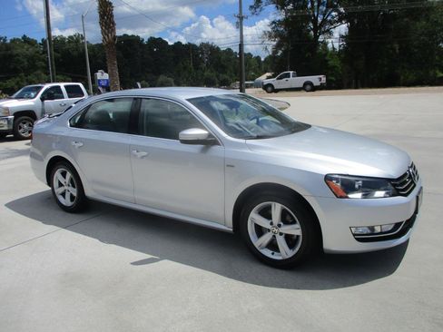 Used 2015 Volkswagen Passat 1.8T Limited Edition FWD image 26