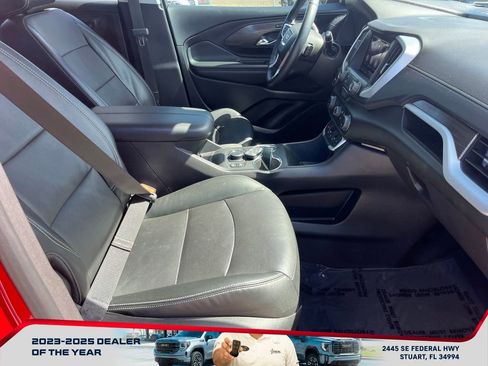 Used 2023 GMC Terrain SLT w/ Tech Package FWD image 19