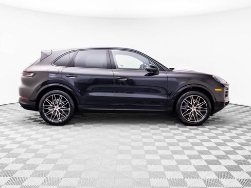 New 2026 Porsche Cayenne AWD/4WD image 7