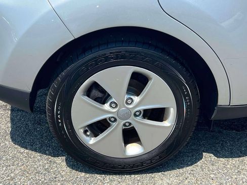 Used 2016 Kia Soul FWD image 11