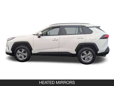 Used 2025 Toyota RAV4 XLE image 5