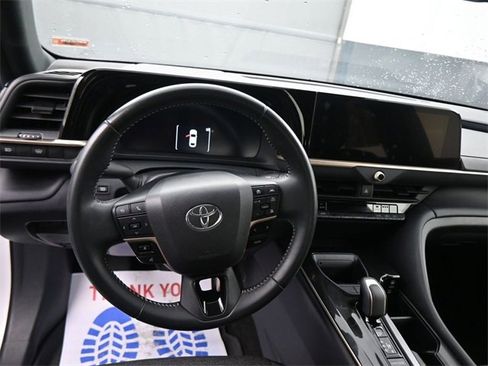 Used 2024 Toyota Crown XLE image 41