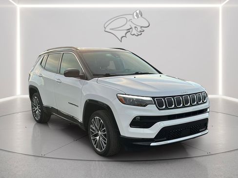 Used 2022 Jeep Compass Limited w/ Elite Group image 7