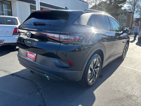 Used 2022 Volkswagen ID.4 Pro image 5