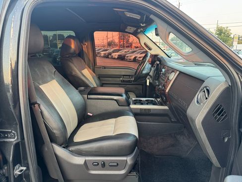 Used 2011 Ford F350 Lariat w/ Lariat Ultimate Pkg image 10