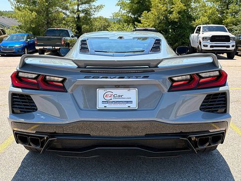 Used 2024 Chevrolet Corvette Stingray 2LT w/ Z51 Performance Package image 7