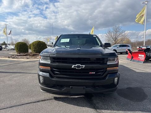 Used 2019 Chevrolet Silverado 1500 LT w/ All Star Edition image 2