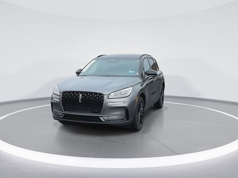 Used 2024 Lincoln Corsair Reserve w/ Equipment Group 201A image 3