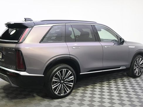 New 2026 Cadillac Vistiq Premium Luxury w/ LPO, Floor Liner Package AWD/4WD image 7