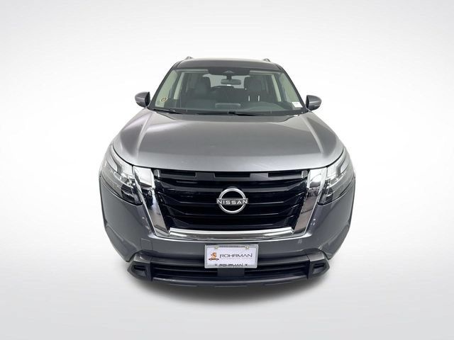 Used 2025 Nissan Pathfinder SV AWD/4WD image 26