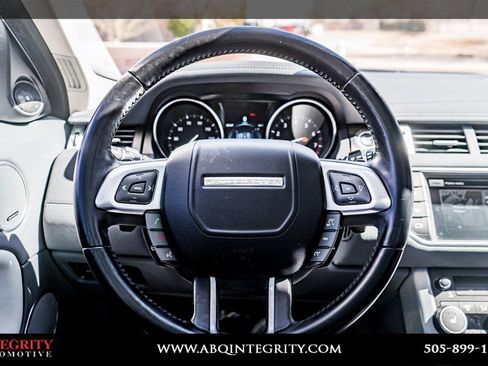 Used 2016 Land Rover Range Rover Evoque HSE image 18