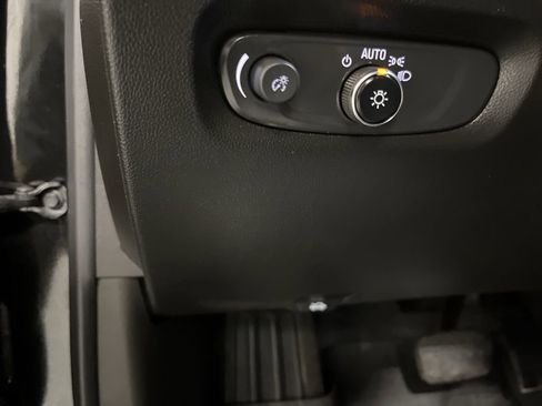 Certified 2022 Chevrolet Traverse Premier w/ Redline Edition image 14