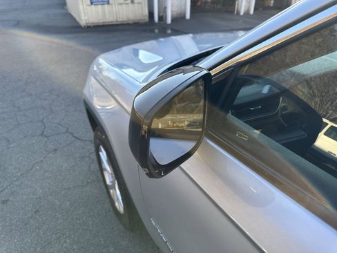 Used 2022 Jeep Grand Cherokee L Limited image 6