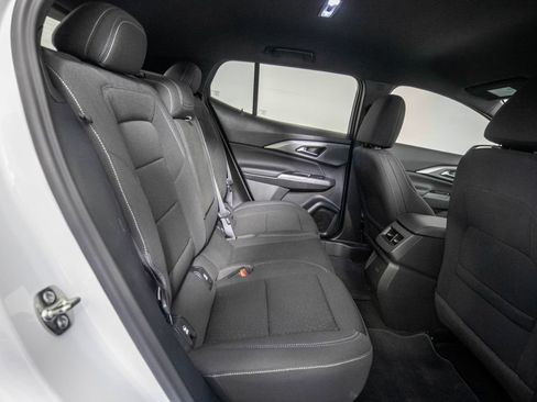 Used 2025 Chevrolet Equinox EV LT w/ Comfort Package FWD image 11