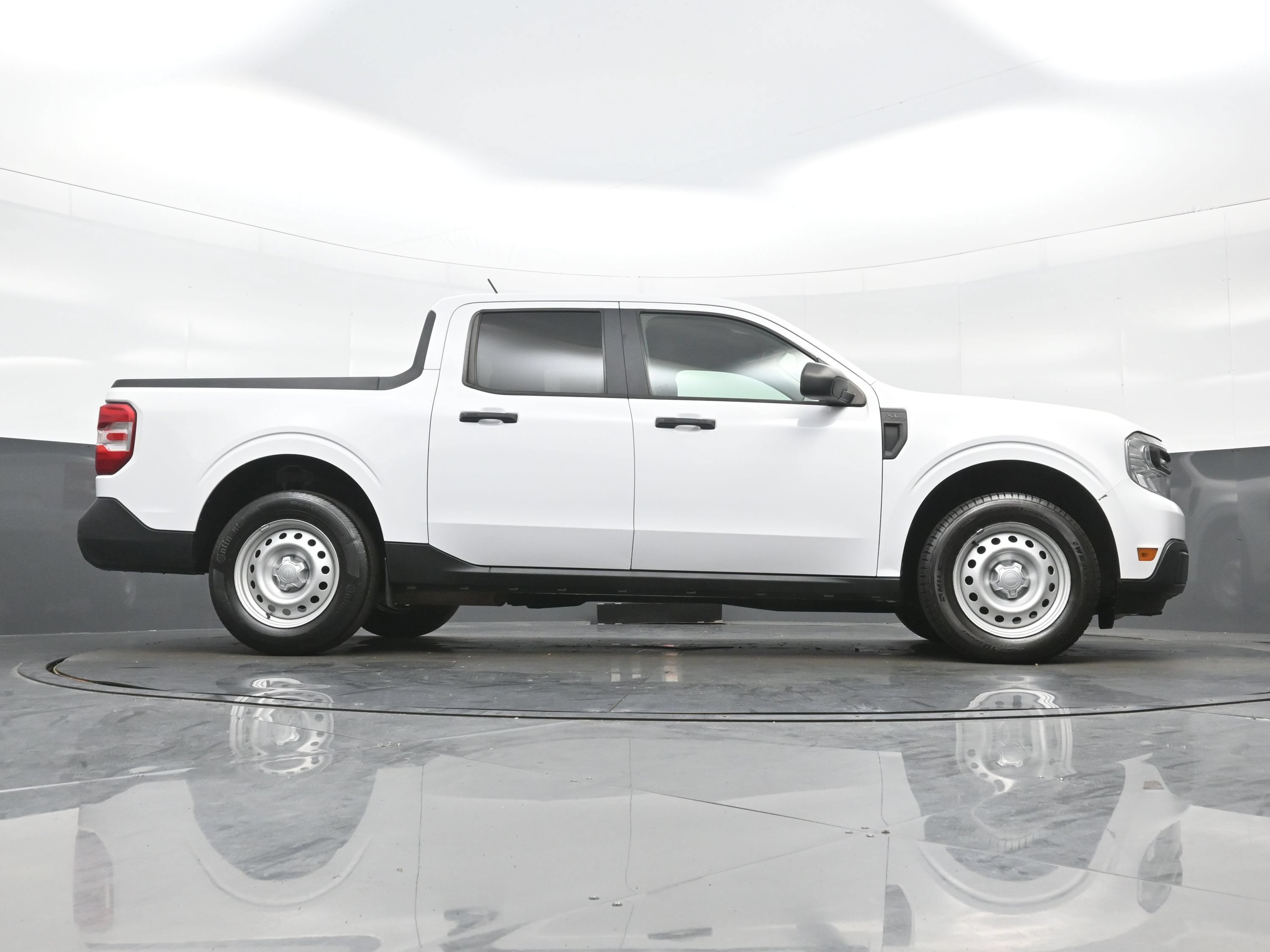 Used 2022 Ford Maverick XL w/ Equipment Group 100A Standard AWD/4WD image 29