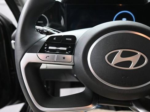 Used 2024 Hyundai Elantra Limited FWD image 30