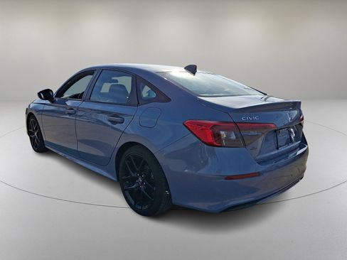 Used 2023 Honda Civic Sport image 7