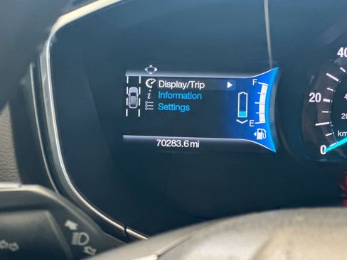 Used 2016 Ford Fusion Energi Titanium w/ Driver Assist Package FWD image 29
