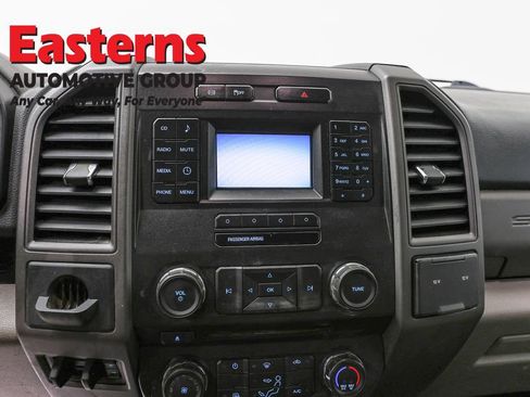 Used 2017 Ford F550 4x4 Crew Cab Super Duty image 12