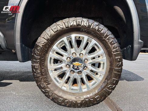 Used 2023 Chevrolet Silverado 2500 High Country w/ Z71 Off-Road Package AWD/4WD image 10