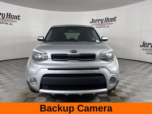 Used 2018 Kia Soul + FWD image 3