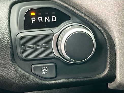Used 2025 RAM 1500 Tradesman image 16